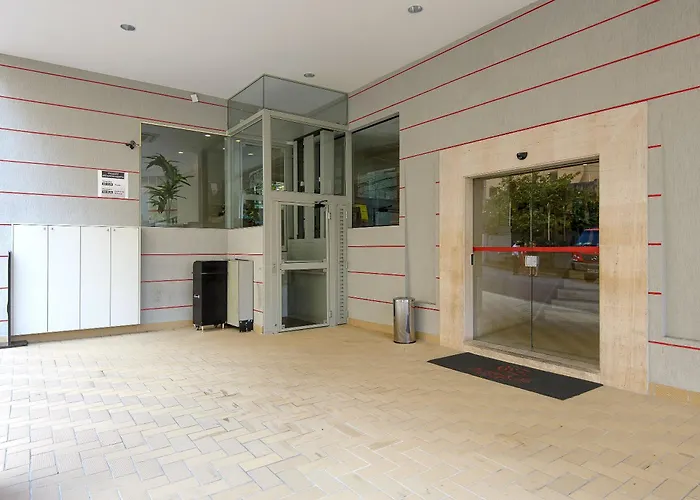 Ez AclimaçãoHotel Em